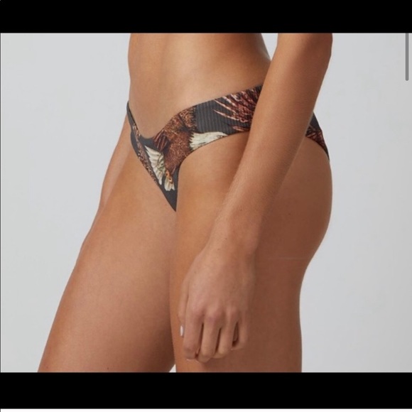 Boys+ Arrows Bikini Bottoms - Picture 4 of 5